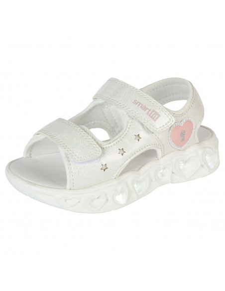 Sandalias con diseño de corazones para niña pequeña