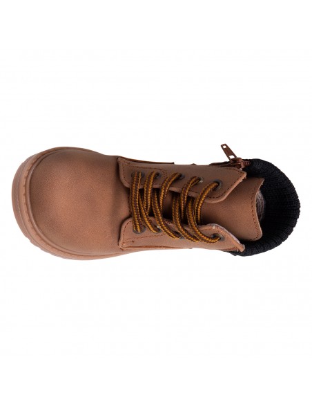 Botas para niño pequeño